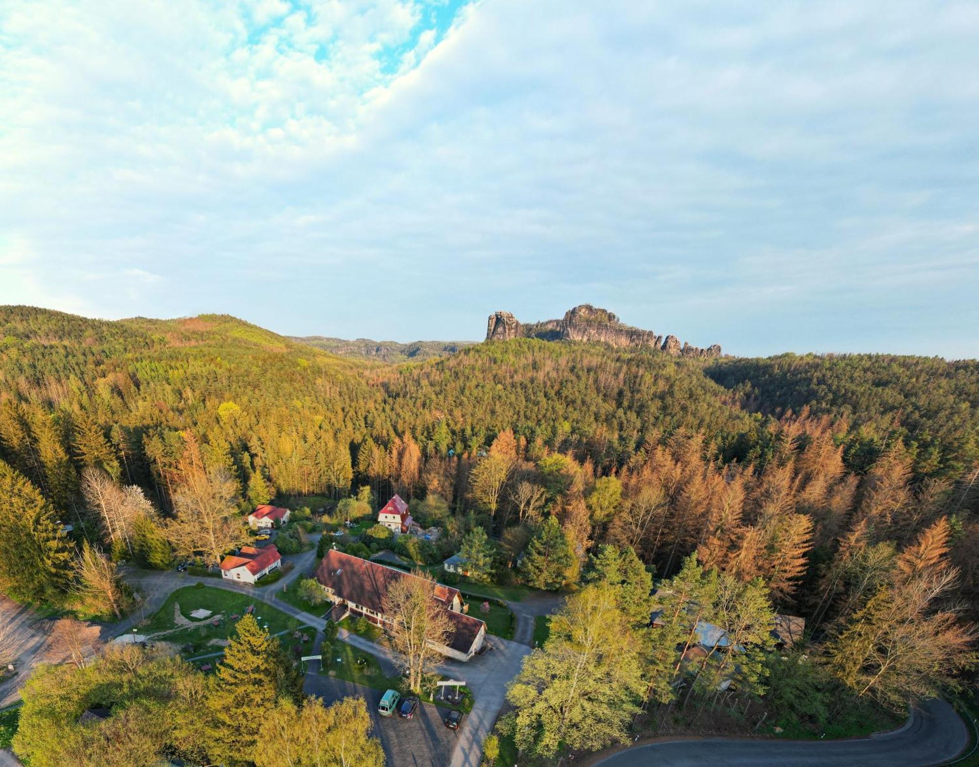 Hotel Falkenstein-Hütten Bad Schandau Exterior foto