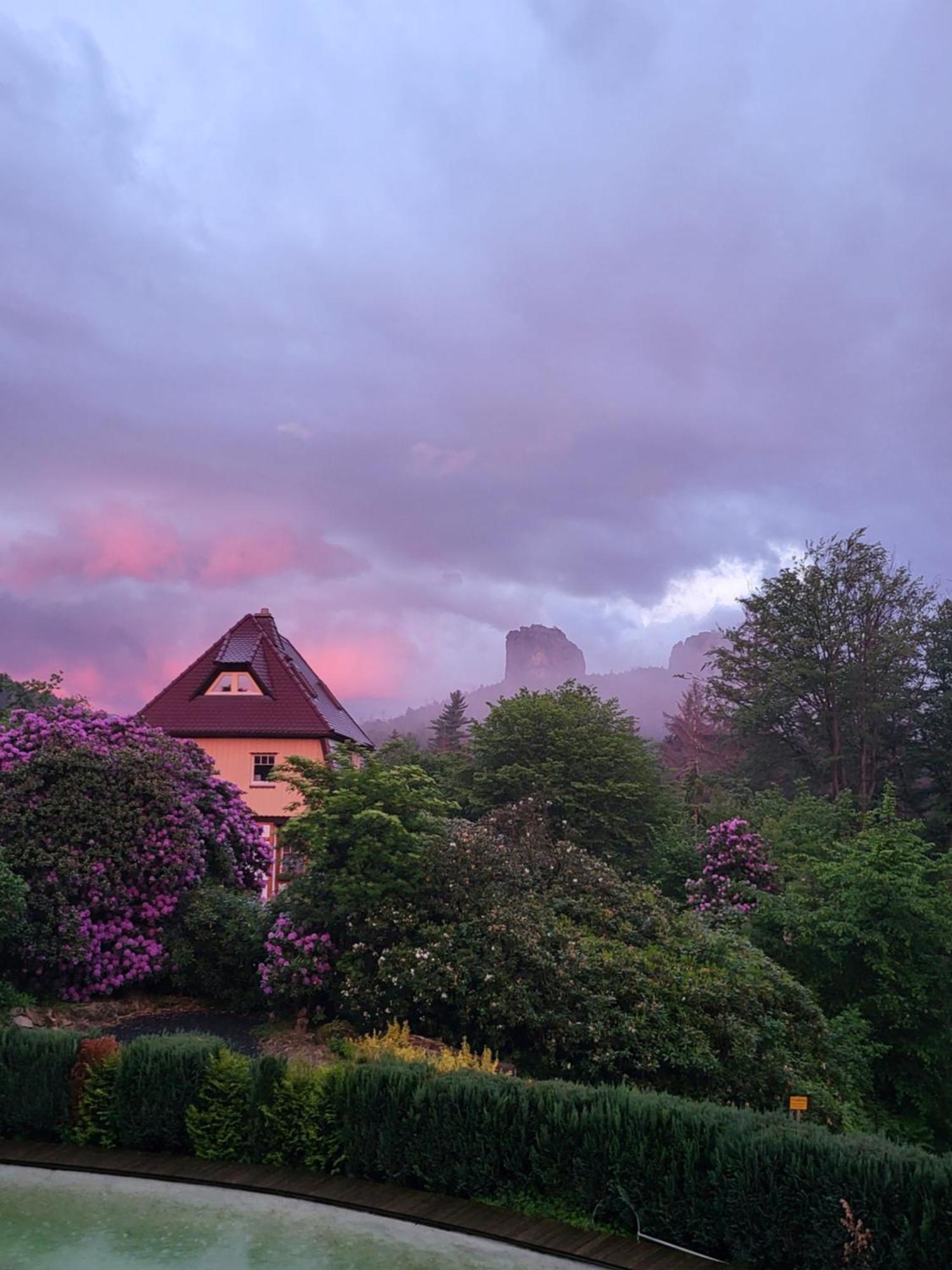 Hotel Falkenstein-Hütten Bad Schandau Exterior foto